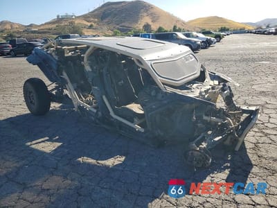 2022 CAN-AM MAVERICK X3 UTILITY VEHICLE 3JBVNAV23NE001734 - główne zdjęcie licytacji z USA - miniatura