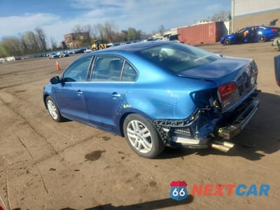 Drugie zdjęcie samochodu z przodu: 2017 VOLKSWAGEN JETTA S VIN:3VW2B7AJ2HM213508 - miniatura