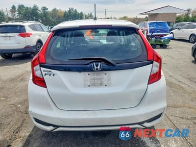 Zdjęcie 6 z 12 samochodu: 2018 HONDA FIT LX VIN:3HGGK5H42JM734068 - miniatura