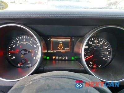 Zdjęcie 9 z 12 samochodu: 2018 FORD MUSTANG VIN:1FATP8UH6J5133444 - miniatura