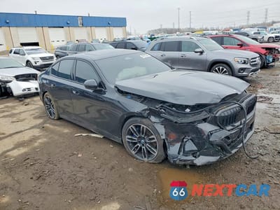 Czwarte zdjęcie samochodu z boku: 2024 BMW 530 XI VIN:WBA53FJ08RCR95697 - miniatura