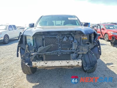 Piąte zdjęcie samochodu w środku: 2016 TOYOTA TACOMA TRD OFF-ROAD VIN:3TMDZ5BN2GM005561 - miniatura