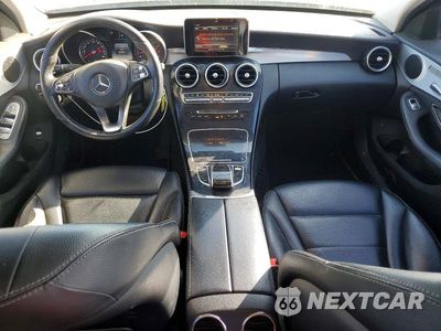 Zdjęcie 8 z 12 samochodu: 2016 MERCEDES-BENZ C 300 VIN:55SWF4JB2GU132879 - miniatura