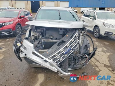 Piąte zdjęcie samochodu w środku: 2016 FORD EXPLORER XLT VIN:1FM5K8D81GGB66927 - miniatura