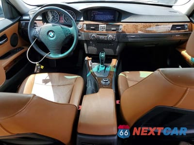 Zdjęcie 8 z 12 samochodu: 2010 BMW 328 I VIN:WBAPH7G51ANM51148 - miniatura