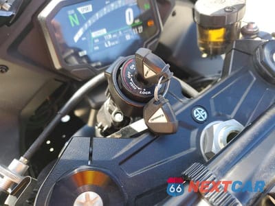 Zdjęcie 8 z 9 samochodu: 2025 KAWASAKI ZX1002 L VIN:JKBZXVL19SA019069 - miniatura