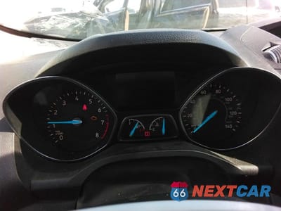 Zdjęcie 9 z 12 samochodu: 2018 FORD ESCAPE SE VIN:1FMCU0GD4JUA48021 - miniatura