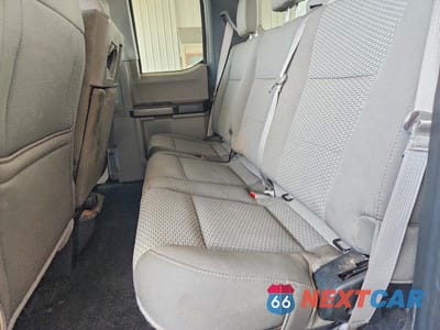 Zdjęcie 10 z 13 samochodu: 2019 FORD F350 SUPER DUTY VIN:1FT8X3BT4KEG23361 - miniatura
