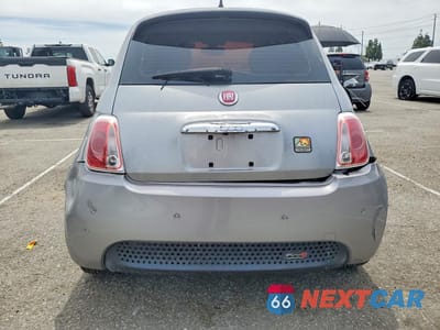 Zdjęcie 6 z 13 samochodu: 2016 FIAT 500 ELECTRIC VIN:3C3CFFGE0GT229280 - miniatura