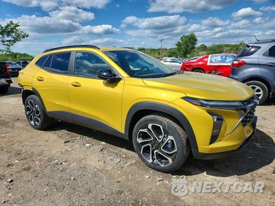Czwarte zdjęcie samochodu z boku: 2025 CHEVROLET TRAX 2RS VIN:KL77LJEP8SC095469 - miniatura