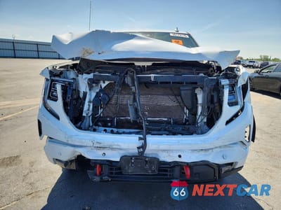Piąte zdjęcie samochodu w środku: 2023 GMC SIERRA K1500 AT4 VIN:3GTUUEE8XPG222178 - miniatura