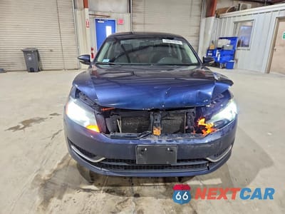 Piąte zdjęcie samochodu w środku: 2012 VOLKSWAGEN PASSAT SEL VIN:1VWCH7A33CC051743 - miniatura