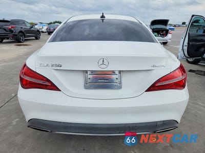 Zdjęcie 6 z 12 samochodu: 2018 MERCEDES-BENZ CLA 250 4MATIC VIN:WDDSJ4GB8JN593251 - miniatura