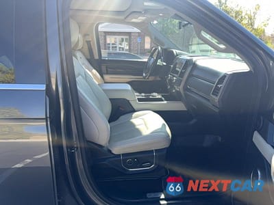 Piąte zdjęcie samochodu w środku: 2020 FORD EXPEDITION PLATINUM VIN:1FMJU1MT8LEA63448 - miniatura