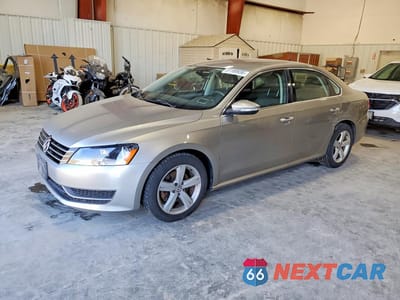 2012 VOLKSWAGEN PASSAT SE 1VWBP7A36CC048317 - główne zdjęcie licytacji z USA - miniatura