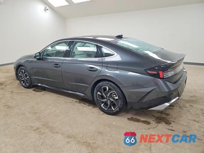 Drugie zdjęcie samochodu z przodu: 2025 HYUNDAI SONATA SEL VIN:KMHL64JA0SA511727 - miniatura