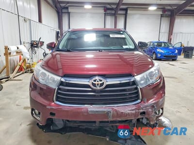Piąte zdjęcie samochodu w środku: 2014 TOYOTA HIGHLANDER LIMITED VIN:5TDDKRFH4ES024514 - miniatura