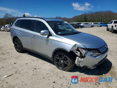 Czwarte zdjęcie samochodu z boku: 2015 MITSUBISHI OUTLANDER SE VIN:JA4AZ3A35FZ011126 - miniatura