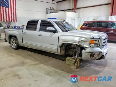 Czwarte zdjęcie samochodu z boku: 2014 GMC SIERRA K1500 SLE VIN:3GTU2UEC8EG469975 - miniatura