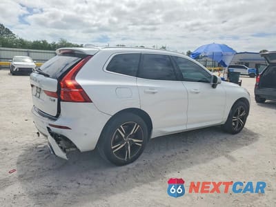 Trzecie zdjęcie samochodu z tyłu: 2018 VOLVO XC60 T6 R-DESIGN VIN:LYVA22RM9JB110601 - miniatura