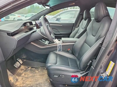 Zdjęcie 7 z 14 samochodu: 2024 TESLA MODEL X VIN:7SAXCDE50RF447821 - miniatura