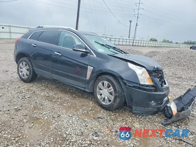 Czwarte zdjęcie samochodu z boku: 2016 CADILLAC SRX PERFORMANCE COLLECTION VIN:3GYFNFE31GS563766 - miniatura