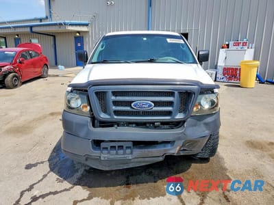 Piąte zdjęcie samochodu w środku: 2005 FORD F150 VIN:1FTRF12WX5NB04440 - miniatura