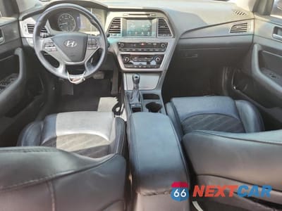 Zdjęcie 8 z 13 samochodu: 2016 HYUNDAI SONATA SPORT VIN:5NPE34AF2GH363596 - miniatura