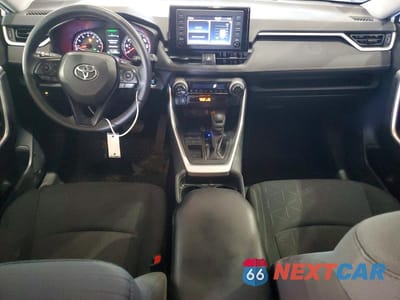Zdjęcie 8 z 13 samochodu: 2019 TOYOTA RAV4 XLE VIN:2T3W1RFV2KW015032 - miniatura