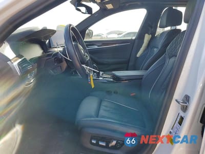 Zdjęcie 7 z 12 samochodu: 2023 BMW 540 I VIN:WBA53BJ05PCN61775 - miniatura