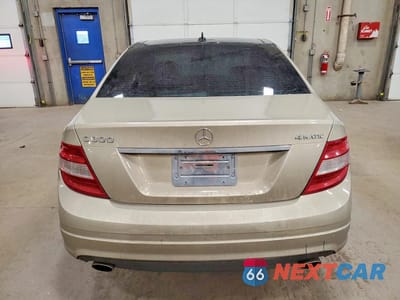 Zdjęcie 6 z 11 samochodu: 2010 MERCEDES-BENZ C 300 4MATIC VIN:WDDGF8BB6AF476431 - miniatura