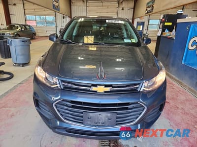 Piąte zdjęcie samochodu w środku: 2021 CHEVROLET TRAX LS VIN:KL7CJKSB0MB336050 - miniatura