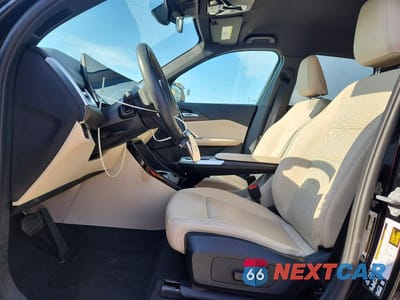 Zdjęcie 7 z 14 samochodu: 2024 BMW X1 XDRIVE28I VIN:WBX73EF04R5Y37606 - miniatura