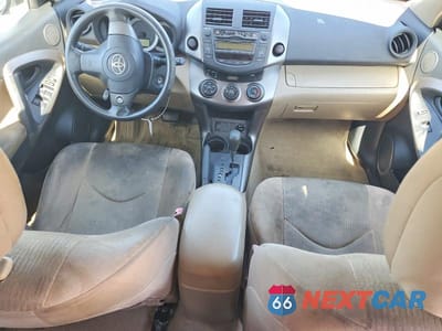 Zdjęcie 8 z 13 samochodu: 2010 TOYOTA RAV4 BASE VIN:JTMZF4DV2AD020215 - miniatura