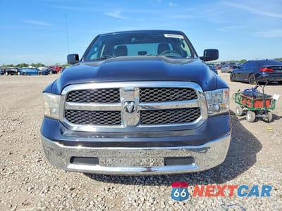 Piąte zdjęcie samochodu w środku: 2018 RAM 1500 ST VIN:1C6RR6FGXJS304311 - miniatura