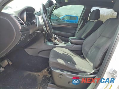 Zdjęcie 7 z 12 samochodu: 2020 JEEP GRAND CHEROKEE LAREDO VIN:1C4RJFAG8LC151125 - miniatura