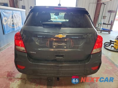Zdjęcie 6 z 13 samochodu: 2021 CHEVROLET TRAX LS VIN:KL7CJKSB0MB336050 - miniatura