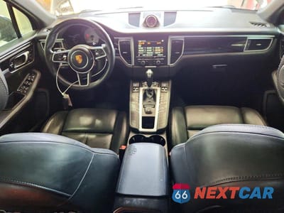 Zdjęcie 8 z 13 samochodu: 2015 PORSCHE MACAN S VIN:WP1AB2A59FLB73042 - miniatura