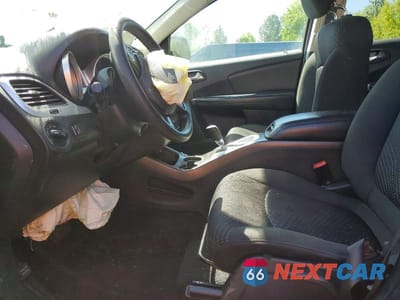 Zdjęcie 7 z 13 samochodu: 2019 DODGE JOURNEY SE VIN:3C4PDCBB6KT719083 - miniatura