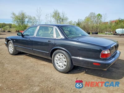 Drugie zdjęcie samochodu z przodu: 2001 JAGUAR XJ8 VIN:SAJDA14C61LF32804 - miniatura