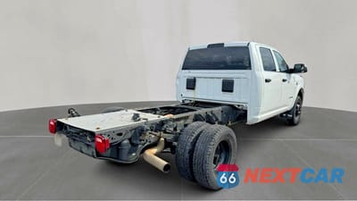 Czwarte zdjęcie samochodu z boku: 2022 RAM 3500 VIN:3C7WRTCL6NG246032 - miniatura