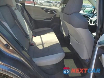 Zdjęcie 11 z 13 samochodu: 2021 TOYOTA RAV4 HYBRID XLE VIN:4T3R6RFV0MU021204 - miniatura