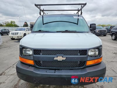 Piąte zdjęcie samochodu w środku: 2005 CHEV EXPRESS G1500 VIN:1GCFH15T751229854 - miniatura