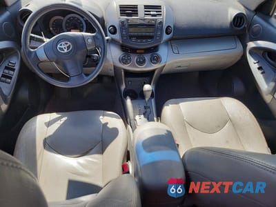 Zdjęcie 8 z 12 samochodu: 2010 TOYOTA RAV4 BASE VIN:JTMBF4DV4A5027582 - miniatura