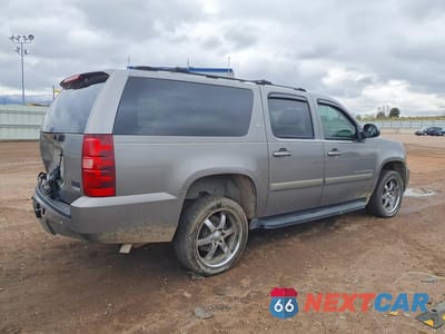 Trzecie zdjęcie samochodu z tyłu: 2007 CHEVROLET SUBURBAN K1500 VIN:1GNFK16337J202077 - miniatura