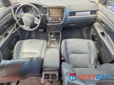 Zdjęcie 8 z 13 samochodu: 2020 MITSUBISHI OUTLANDER SE VIN:JA4AZ3A33LZ024369 - miniatura