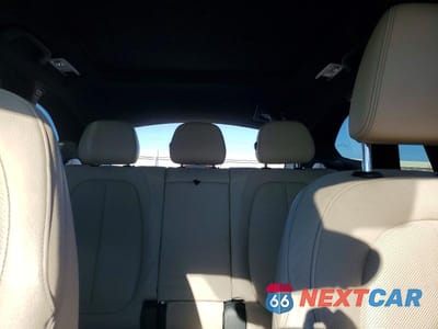 Zdjęcie 10 z 12 samochodu: 2017 BMW X1 XDRIVE28I VIN:WBXHT3C39H5F73579 - miniatura