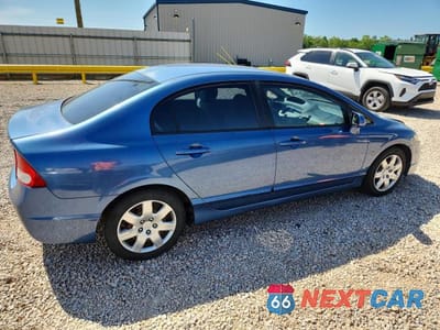 Trzecie zdjęcie samochodu z tyłu: 2010 HONDA CIVIC LX VIN:2HGFA1F56AH306134 - miniatura