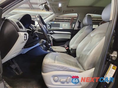 Zdjęcie 7 z 12 samochodu: 2015 AUDI Q3 PREMIUM PLUS VIN:WA1EFCFS1FR004684 - miniatura