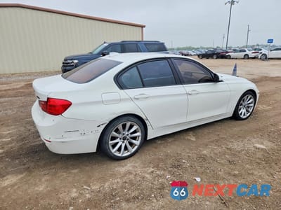 Trzecie zdjęcie samochodu z tyłu: 2013 BMW 328 I VIN:WBA3A5C51DF353958 - miniatura